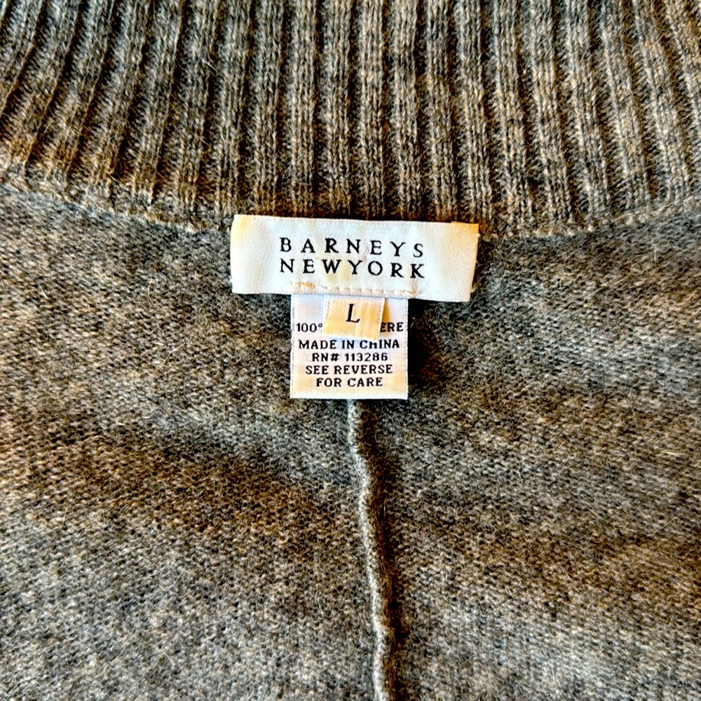 100% to apply cashmere gray sweater cape with arm holes